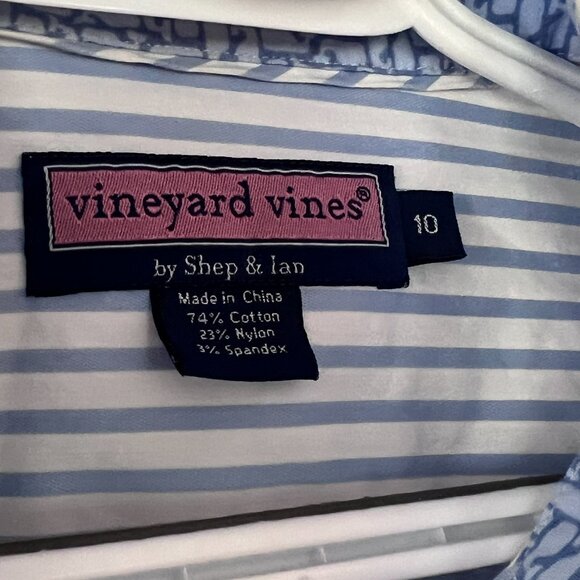 Size 10, Vineyard Vines Blue White Striped Button-Up Shirt - Picture 5 of 6